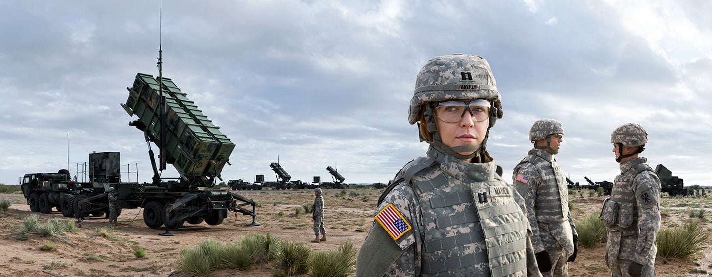 Rod Mclean - US army female soldiers