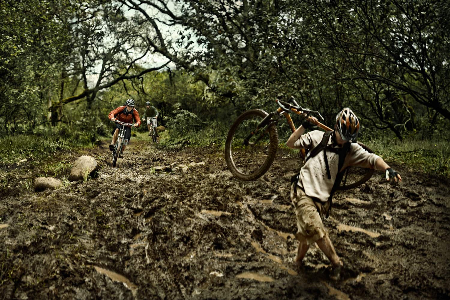 Athletic-Lifestyle-mountain-bikers-biking-in-the-mud-Rod-McLean
